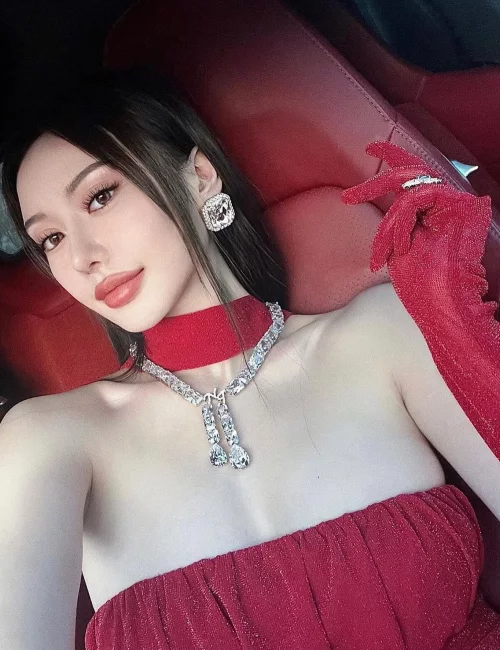 Okimi photo 7, asian, busty, black hair, 164 cm, 52 kg, Large bust, Hong Kong