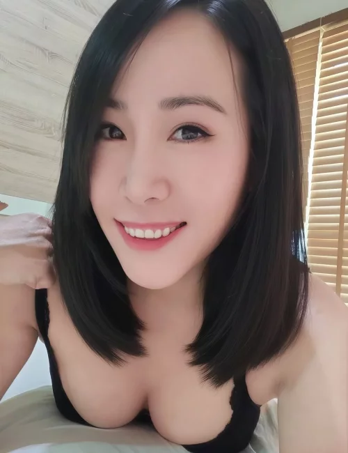 Tangmo photo 2, slavic, average, black hair, 166 cm, 57 kg, Medium bust, Hong Kong