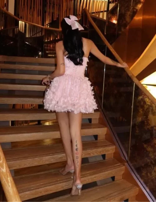 Wichuda photo 14, asian, busty, black hair, 175 cm, 63 kg, Large bust, Hong Kong