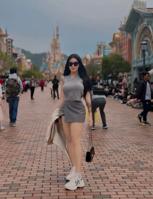 Wichuda photo 15, asian, busty, black hair, 175 cm, 63 kg, Large bust, Hong Kong