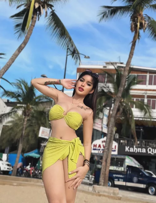 Wichuda photo 18, asian, busty, black hair, 175 cm, 63 kg, Large bust, Hong Kong
