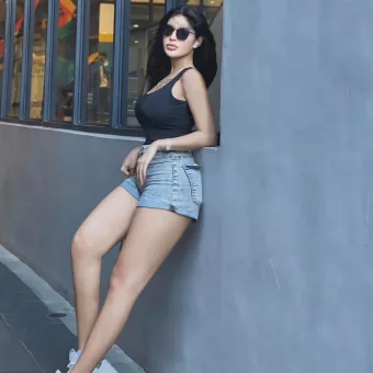 Wichuda photo 3, asian, busty, black hair, 175 cm, 63 kg, Large bust, Hong Kong