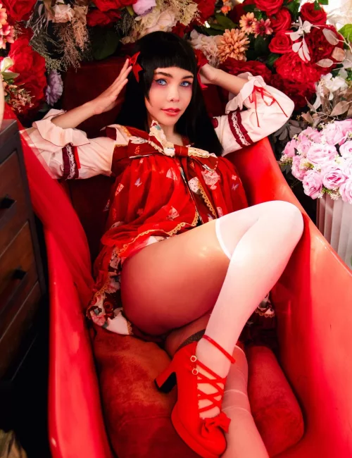Thuy photo 14, asian, petite, red hair, 161 cm, 50 kg, Medium bust, Hong Kong