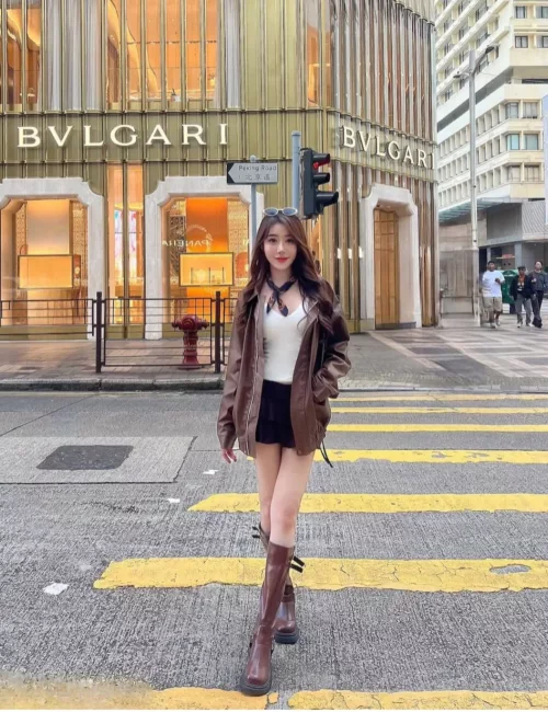 Natsumi photo 2, asian, petite, black hair, 162 cm, 51 kg, Small bust, Hong Kong