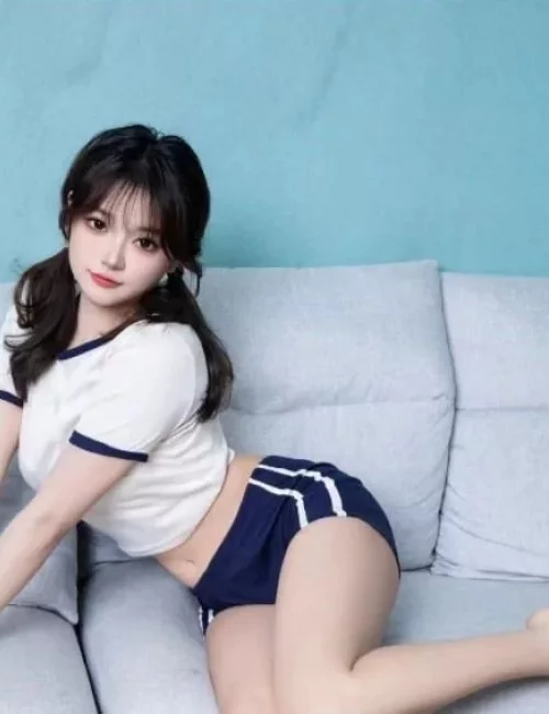 Juana photo 3, asian, busty, black hair, 168 cm, 58 kg, Large bust, Hong Kong
