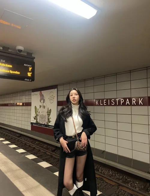 Dawon photo 13, asian, athletic, black hair, 170 cm, 59 kg, Small bust, Hong Kong