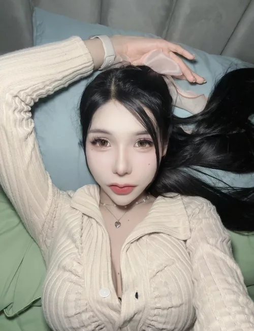Porntip photo 21, asian, athletic, black hair, 170 cm, 59 kg, Medium bust, Hong Kong