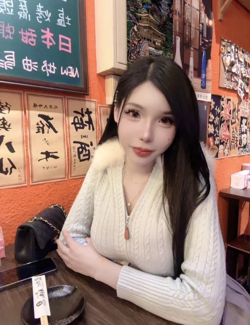 Porntip photo 26, asian, athletic, black hair, 170 cm, 59 kg, Medium bust, Hong Kong