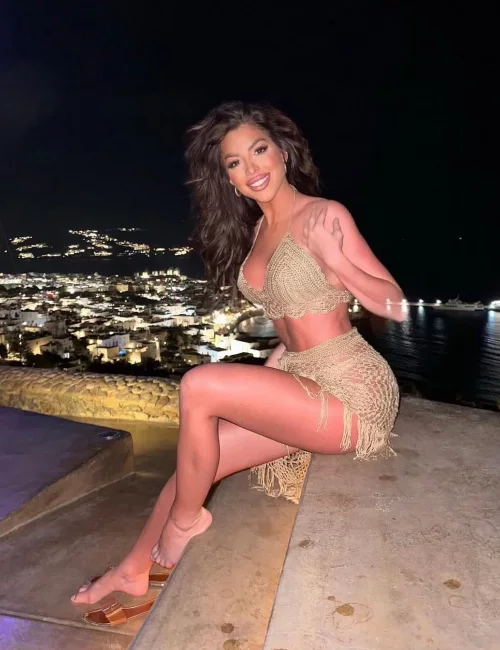 Ember photo 6, slavic, athletic, brunette, 165 cm, 55 kg, Medium bust, Hong Kong