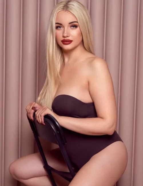 Vanda photo 15, slavic, average, blonde hair, 167 cm, 58 kg, Medium bust, Hong Kong