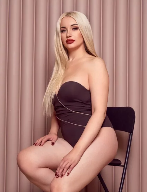 Vanda photo 6, slavic, average, blonde hair, 167 cm, 58 kg, Medium bust, Hong Kong