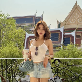 Risa photo 2, asian, athletic, blonde hair, 165 cm, 52 kg, Medium bust, Hong Kong