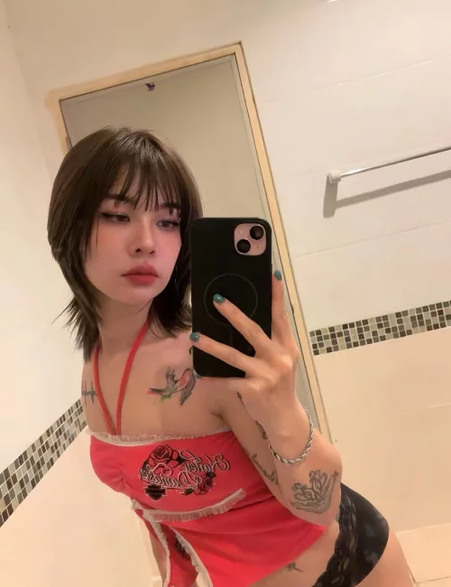 Jennie photo 12, asian, petite, brunette, 153 cm, 44 kg, Medium bust, Hong Kong