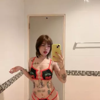 Jennie photo 4, asian, petite, brunette, 153 cm, 44 kg, Medium bust, Hong Kong