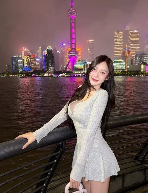 Thanhvan photo 21, asian, slim, brunette, 152 cm, 42 kg, Medium bust, Hong Kong