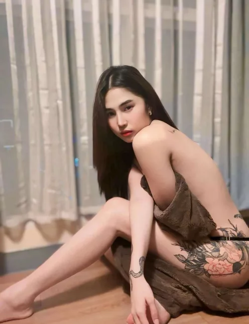 Shino photo 7, asian, average, black hair, 168 cm, 58 kg, Small bust, Hong Kong