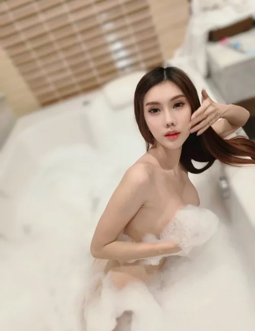 Mercy photo 3, asian, athletic, brunette, 166 cm, 53 kg, Medium bust, Hong Kong