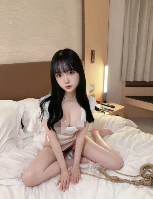 Umeka photo 3, asian, petite, black hair, 158 cm, 50 kg, Small bust, Hong Kong