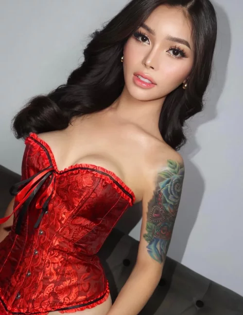 Busaba photo 1, slavic, average, black hair, 164 cm, 55 kg, Small bust, Hong Kong