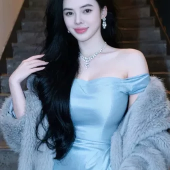 Feiyan photo 3, asian, athletic, black hair, 165 cm, 54 kg, Medium bust, Hong Kong