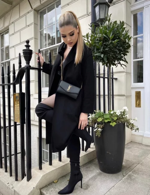 Ulyana photo 1, slavic, average, blonde hair, 169 cm, 61 kg, Medium bust, Hong Kong