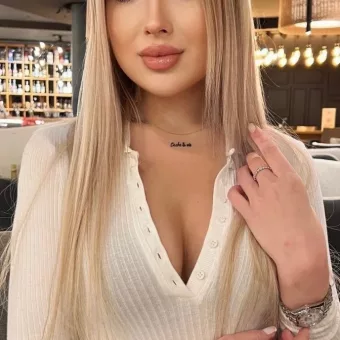 Ulyana photo 2, slavic, average, blonde hair, 169 cm, 61 kg, Medium bust, Hong Kong