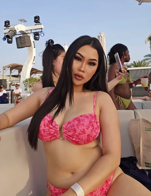Tata photo 23, asian, busty, black hair, 160 cm, 51 kg, Large bust, Hong Kong