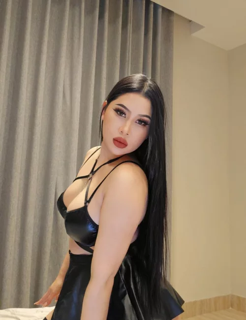 Tata photo 28, asian, busty, black hair, 160 cm, 51 kg, Large bust, Hong Kong